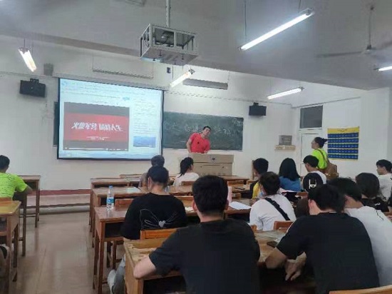 说明: C:\Users\Administrator\Desktop\0638太阳集团官网开展大学生征兵宣传工作2022.4.11\2.jpg