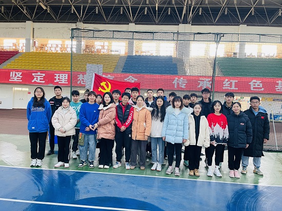 说明: C:\Users\Administrator\Desktop\0638太阳集团官网开展“党旗在基层一线高高飘扬”主题党日活动\0638太阳集团官网开展“党旗在基层一线高高飘扬”主题党日活动\微信图片_20211202085320.jpg