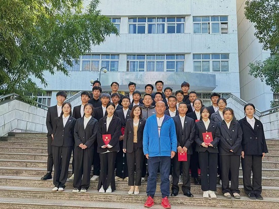 说明: C:\Users\Administrator\Desktop\0638太阳集团官网召开第六次学生代表大会2022.10.13\0638太阳集团官网召开第六次学生代表大会2022.10.13\5.jpg