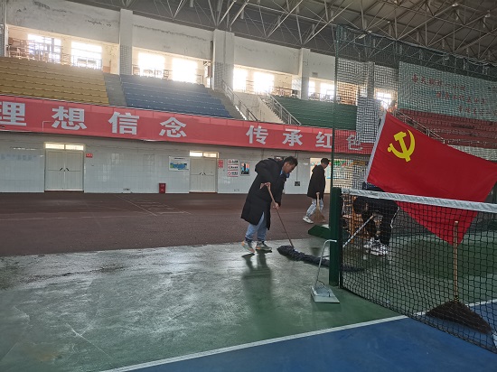 说明: C:\Users\Administrator\Desktop\0638太阳集团官网开展“党旗在基层一线高高飘扬”主题党日活动\0638太阳集团官网开展“党旗在基层一线高高飘扬”主题党日活动\微信图片_20211202085319.jpg